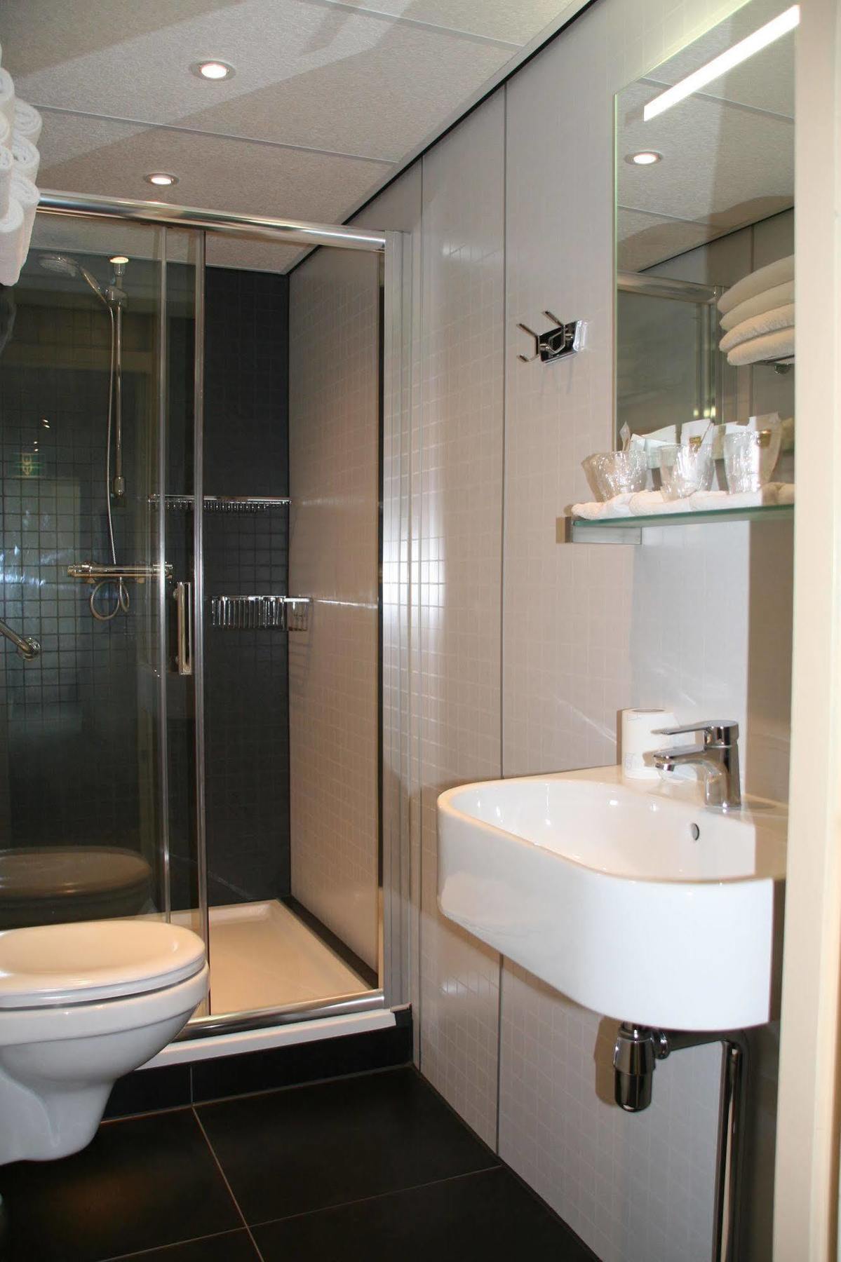 דרונטן Hotel Het Galjoen מראה חיצוני תמונה